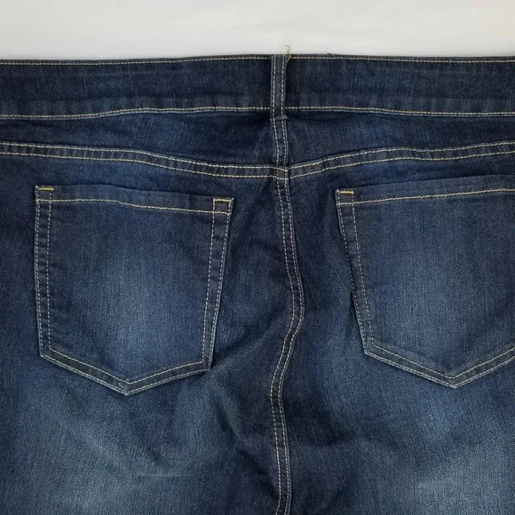 Torrid Denim 18R Blue Jeans Pocket Logo Tag Womens - Picture 7 of 9